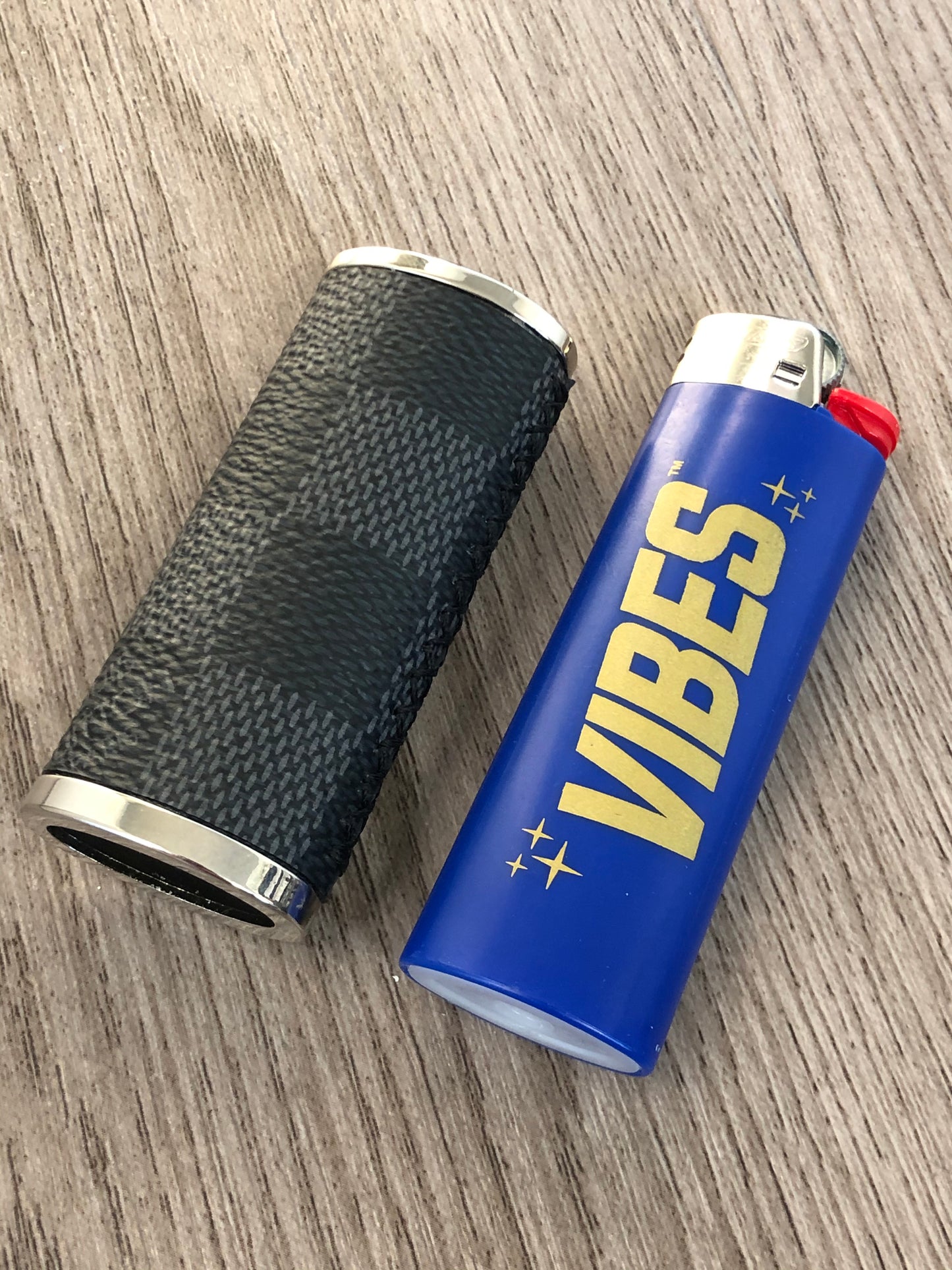 Louis Vuitton Damier Lighter Case - Black